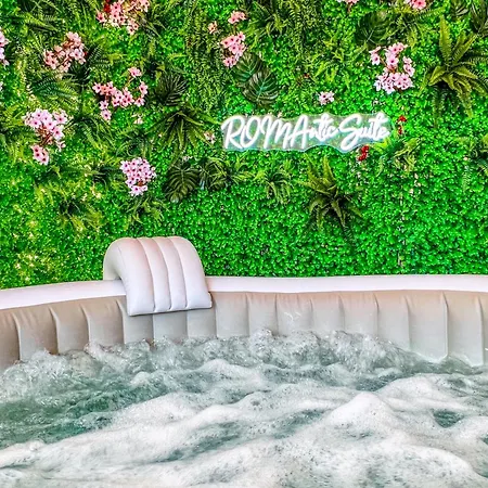 Colosseum House - Private Rooftop, Jacuzzi Hot Tub & View Roma Esterno foto