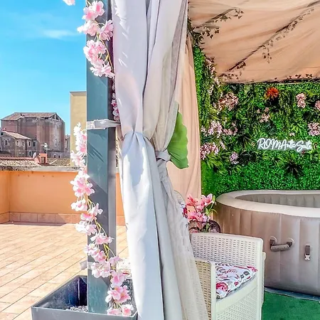 Colosseum House - Private Rooftop, Jacuzzi Hot Tub & View Roma Esterno foto